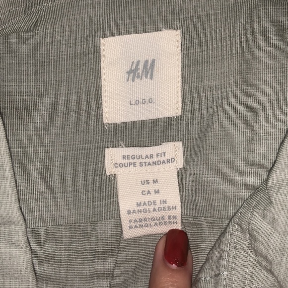 H&M Men's Medium Regular Fit Short Sleeve Shirt Button Up Light Gray - Picture 4 of 6